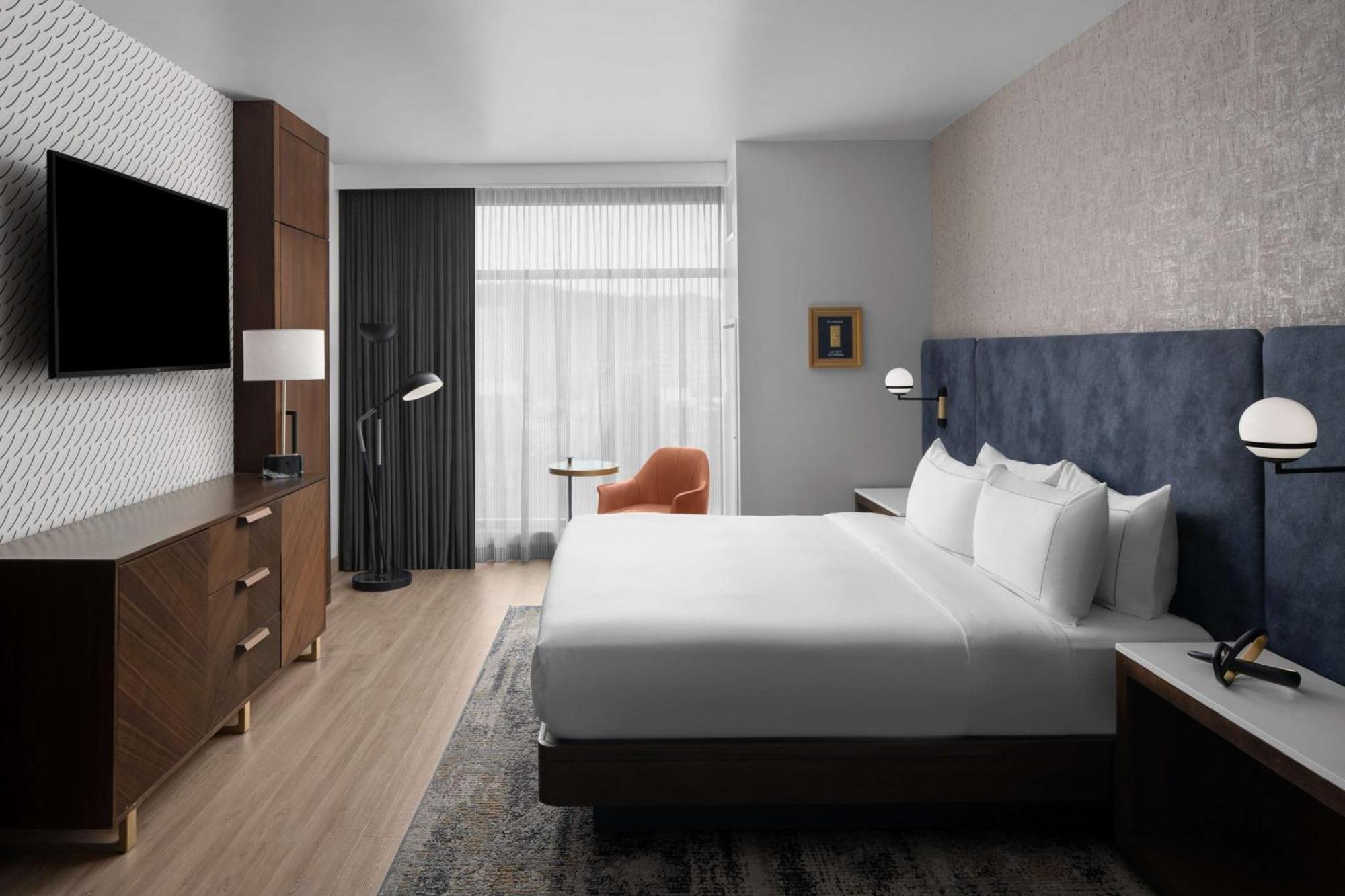 Hotel West & Main Conshohocken, Tapestry Collection Hilton Экстерьер фото