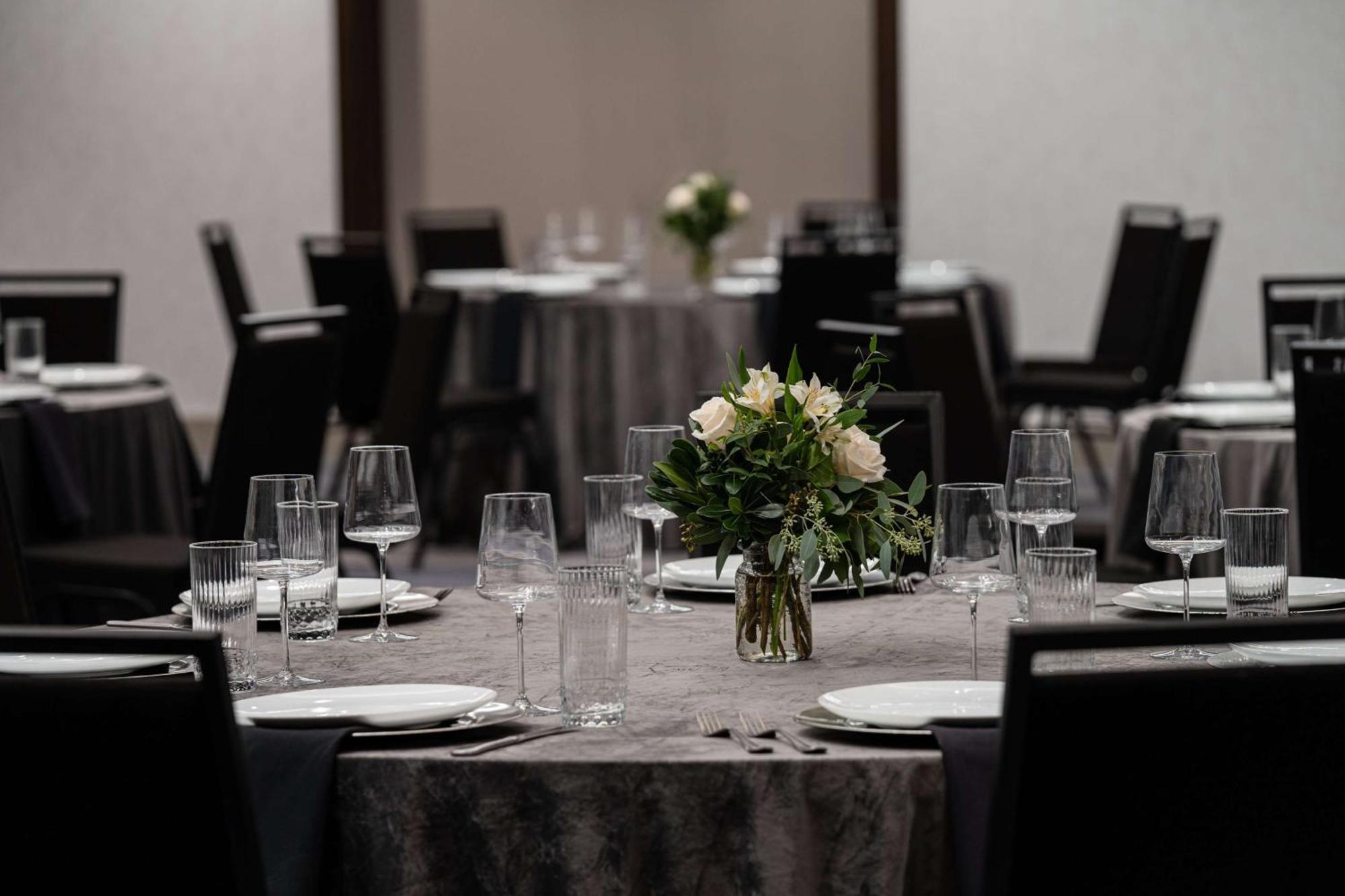 Hotel West & Main Conshohocken, Tapestry Collection Hilton Экстерьер фото